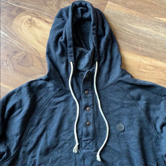 Volcom Sweatshirt size Large - Picture 2 of 4